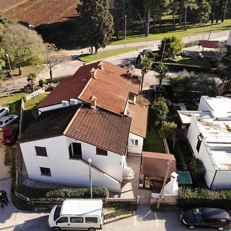 Apartments Kadum Porec Center Near The Beach Экстерьер фото