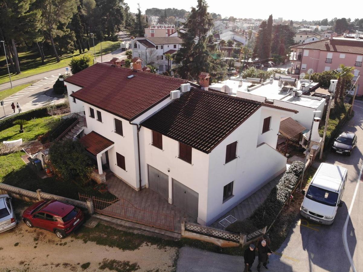 Apartments Kadum Porec Center Near The Beach Экстерьер фото
