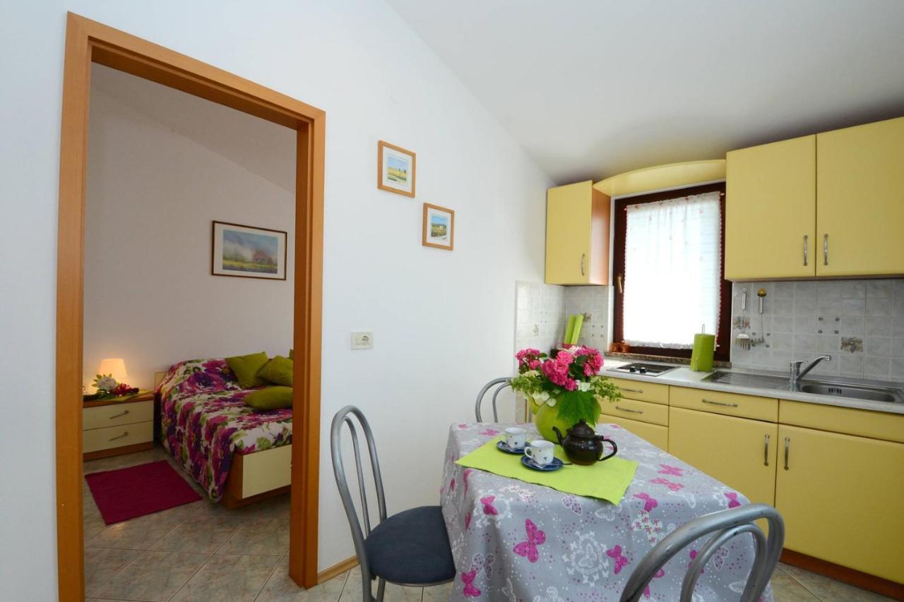 Apartments Kadum Porec Center Near The Beach Экстерьер фото
