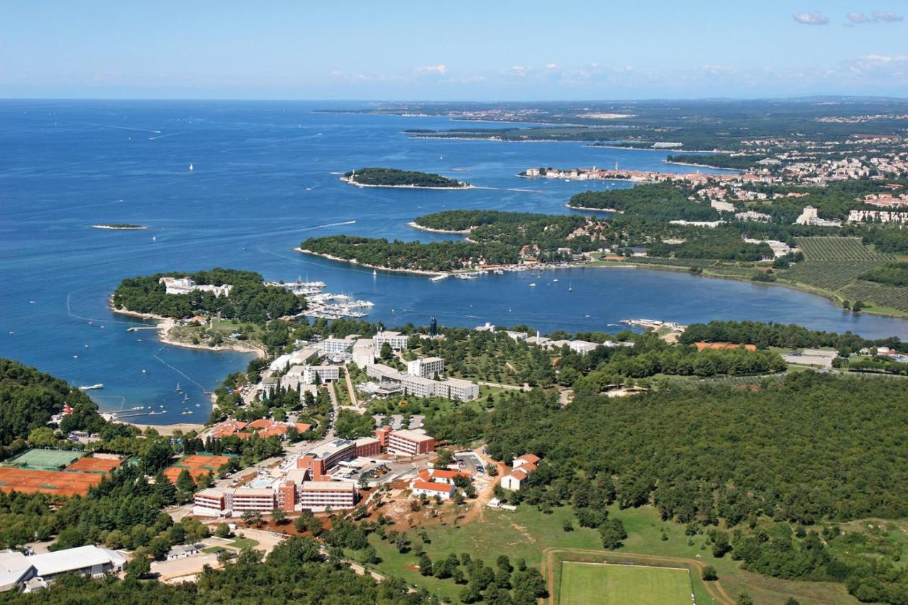 Apartments Kadum Porec Center Near The Beach Экстерьер фото