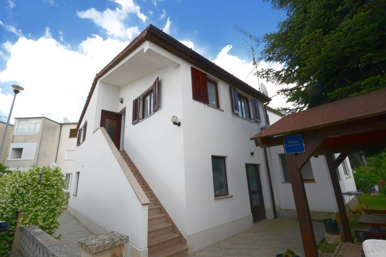 Apartments Kadum Porec Center Near The Beach Экстерьер фото
