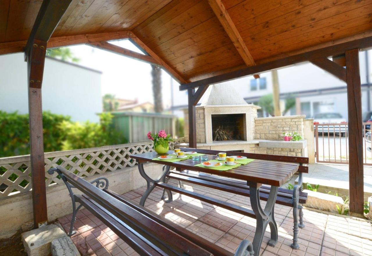 Apartments Kadum Porec Center Near The Beach Экстерьер фото